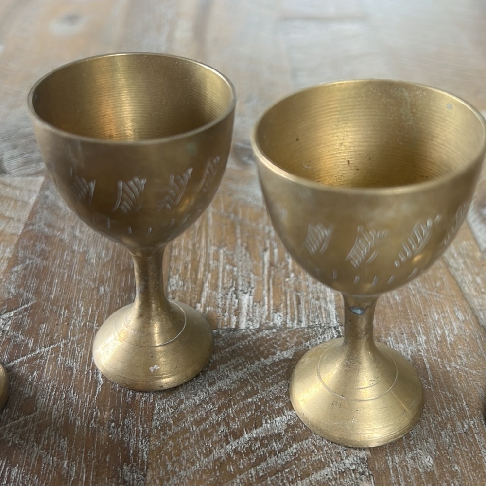 VINTAGE BRASS SHOT GLASSES SET OF 5 - Picture 4 of 6